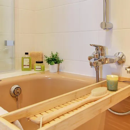 Stadtdomizil Ziegelfeld - Ruhig & Zentral, 65